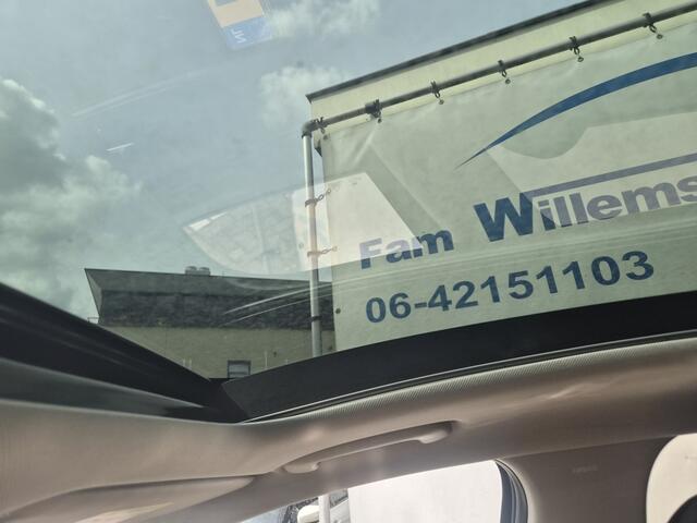 Hyundai TUCSON 1.6 T-GDI HEV PrSky