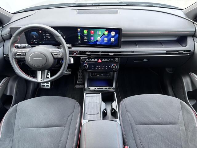 Hyundai TUCSON 1.6 T-GDI HEV N Line Automaat / Nieuw Model / Fabrieksgarantie tot 11-2029 / 1.650 kg Trekgewicht / Stuur- & Stoelverwarming / Achteruitrijcamera / Elektrische achterklep / Apple Carplay Android Auto /