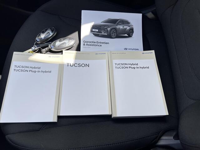 Hyundai TUCSON 1.6 T-GDI HEV Comfort / Facelift / Automaat / Navigatie / Apple Carplay Android / Achteruitrijcamera / 17" LM wielen /