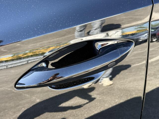 Hyundai TUCSON 1.6 T-GDI HEV Pure Edition / ¤500,- Voordeel / Direct Leverbaar / Stoel+Stuur Verwarming / Achteruitrij Camera / Navigatie / Keyless /