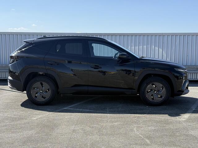 Hyundai TUCSON 1.6 T-GDI HEV Pure Edition / ¤500,- Voordeel / Direct Leverbaar / Stoel+Stuur Verwarming / Achteruitrij Camera / Navigatie / Keyless /