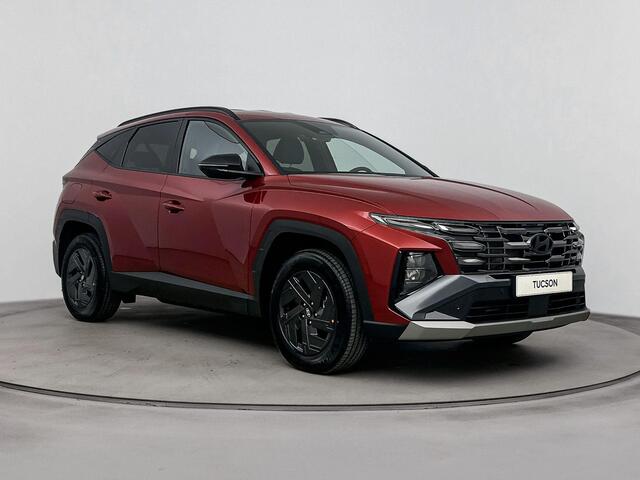 Hyundai TUCSON 1.6 T-GDI PHEV Pure Edition | 17 inch Lichtmetalen velgen | Parkeersensoren voor en achter | Stoelen voor verwarmbaar | Privacy glass