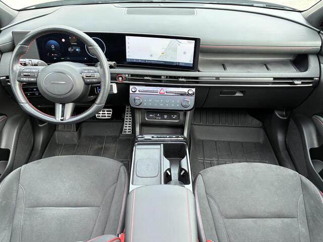 Hyundai TUCSON 1.6 T-GDI HEV N Line Sky / Fabrieksgarantie t/m 8-2029 / dealer onderhouden / 1.360 kg trekgewicht / Panorama/schuif-/kanteldak / Elektrische stoelen/Achterklep / Apple Carplay/Android Auto / Stoelventilatie / Stuur-, stoelverwarming / 19" LM /
