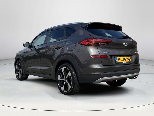 Hyundai TUCSON 1.6 T-GDI Comfort | Stoelverwarming | Achteruitrijcamera | DAB-Radio | LED-verlichting | Navigatie | Climate Control |