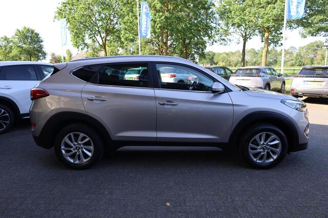 Hyundai TUCSON 1.6 GDi Comfort TREKHAAK CAMERA ALL-SEASONS CARPLAY 2xKEYLESS CRUISE 2xPDC NAVI CLIMA 17"LMV ENZ.