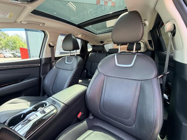 Hyundai TUCSON 1.6 T-GDI HEV Premium Sky | Trekhaak | 1650 kg trekgewicht | Panoramadak | Full options