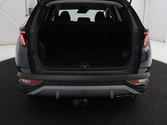 Hyundai TUCSON 1.6 T-GDI HEV Comfort | Trekhaak | Stoelverwarming | Adaptive cruise | Carplay | Camera | Navigatie | Keyless | Full LED | 17'' | Parkeerhulp | Climate control | Digital Cockpit
