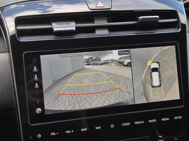 Hyundai TUCSON 1.6 T-GDI PHEV Premium 4WD / Dealer onderhouden / All season banden / Elektrische achterklep / Stuur- Stoel & Achterbank verwarming / Trekgewicht 1350 kg / Stoelventilatie / Adaptief cruise control / Rondomzicht camera / Apple Carplay Android Auto / Keyle