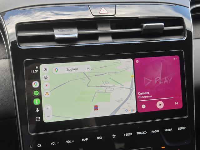 Hyundai TUCSON 1.6 T-GDI PHEV Premium 4WD / Dealer onderhouden / All season banden / Elektrische achterklep / Stuur- Stoel & Achterbank verwarming / Trekgewicht 1350 kg / Stoelventilatie / Adaptief cruise control / Rondomzicht camera / Apple Carplay Android Auto / Keyle