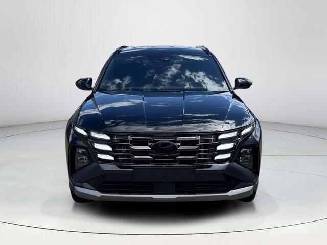 Hyundai TUCSON 1.6 T-GDI PHEV Pure Edition | Uit voorraad leverbaar! | Stoel en stuur verwarming | Navigatie| Zwarte 17 inch lichtmetalen wielen | Apple carplay | Android auto