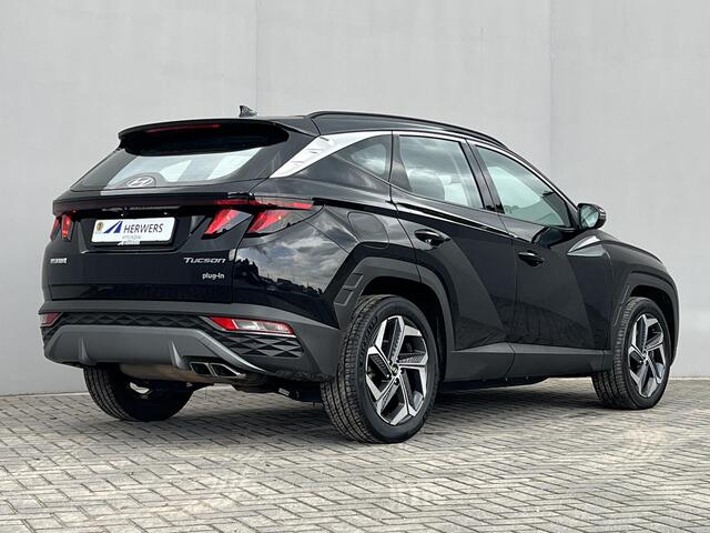 Hyundai TUCSON 1.6 T-GDI PHEV Comfort AWD / Dealer onderhouden / Accu SoH 100 % / Fabrieksgarantie tot 04-2028 / Navigatie / Stoelverwarming / Apple Carplay Android / 19" LM wielen /