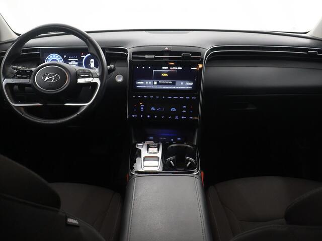 Hyundai TUCSON 1.6 T-GDI MHEV Comfort Smart | LED | Digitaal Dashboard | Navigatie | Camera | DAB | Apple CarPlay/ Android Auto | Stoel/Stuurverwarming | Adaptieve Cruise Control | Ele. kofferdeksel | KRELL Audio |