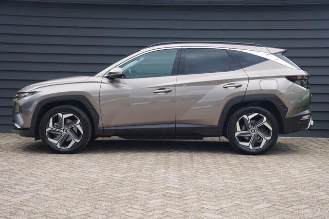 Hyundai TUCSON 1.6 T-GDI PHEV Comfort Smart 4WD - CAMERA - TREKHAAK - CARPLAY - KEYLESS -