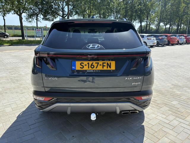 Hyundai TUCSON 1.6 T-GDI PHEV Premium Sky 4WD Automaat | ECC | Navigatie | Camera | Winterpakket | Panorama dak | Leder | Trekhaak | Zeer Kompleet