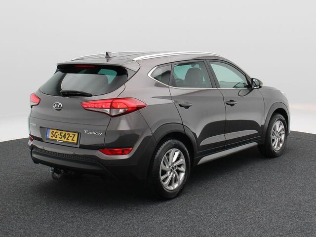 Hyundai TUCSON 1.6 GDi 132Pk Comfort | Stoelverwarming | Trekhaak | Camera | Cruise Control | CarPlay | Climatronic | 17 Inch