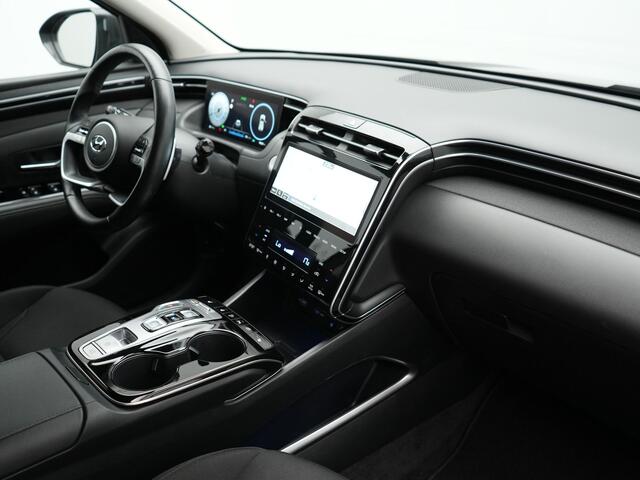 Hyundai TUCSON 1.6 T-GDI Comfort 4WD PHEV 265pk | Trekhaak Afn. | Adaptive Cruise | Camera | Krell Audio | Stoelverwarming | Apple Carplay | Virtual | Blis | Stuurverwarming | Navigatie | DAB | 19"L.M | Plug In Hybrid |