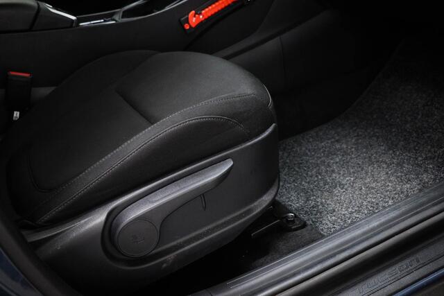 Hyundai TUCSON 1.6 T-GDI MHEV Comfort Smart | LED | STOELVERWARMING | DAB | APPLE | CAMERA | TREKHAAK