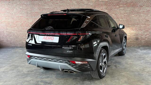 Hyundai TUCSON 1.6 T-GDI PHEV Premium 4WD Pano / Leder /Dealer onderhouden / CarPlay / 360 Camera