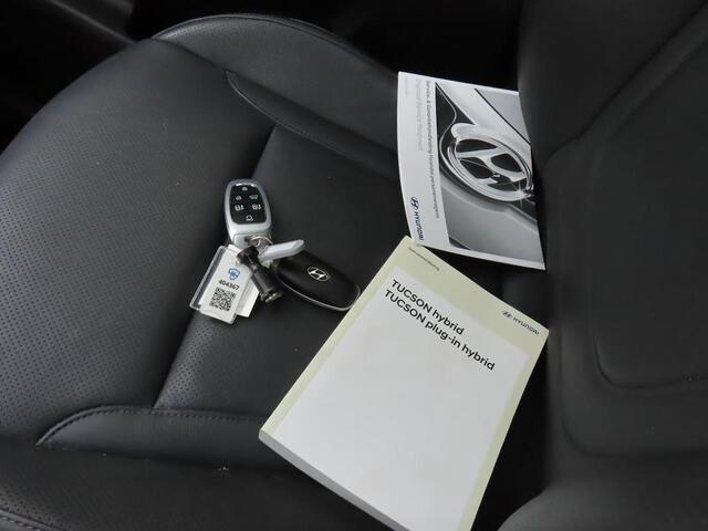 Hyundai TUCSON 1.6 T-GDI HEV PREMIUM SKY I SCHUIF/KANTELDAK I CLIMATE CONTROL I STOELVERWARMING I APPLE CARPLAY