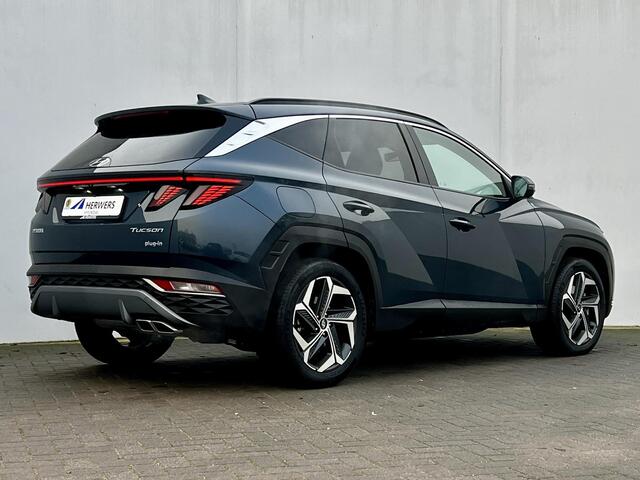 Hyundai TUCSON 1.6 T-GDI PHEV Comfort Smart 4WD Comfort Smart 4WD / Fabrieksgarantie tot 01-2028 / WLTP 62km / Navi / Apple Carplay Android / Stuur- en stoelverwarming / Adapt. CC / 19" LM wielen /