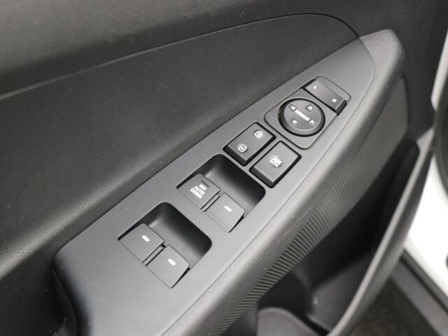 Hyundai TUCSON 1.6 GDI i-Drive / Navigatie / Trekhaak / Climate Control / Achteruit Rij Camera / Apple Carplay / Boekjes aanwezig /