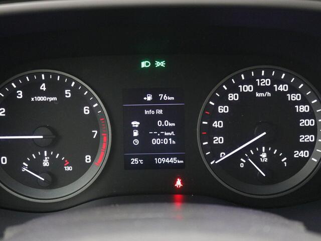 Hyundai TUCSON 1.6 GDI i-Drive / Navigatie / Trekhaak / Climate Control / Achteruit Rij Camera / Apple Carplay / Boekjes aanwezig /