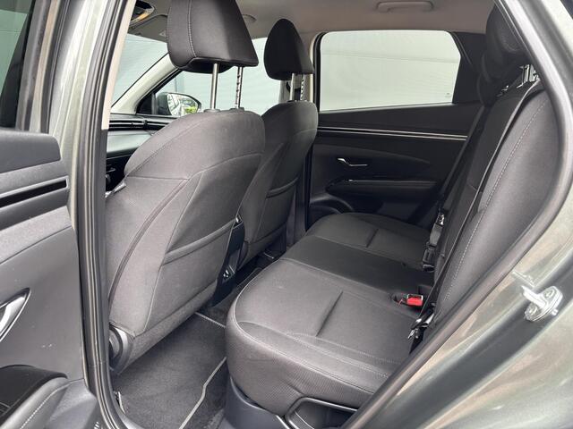 Hyundai TUCSON 1.6 T-GDI HEV Comfort Smart / Afneembare Trekhaak / 1650 kg Trekgewicht / Stoel en Stuurverwarming / Navigatiesysteem / Apple Carplay / Android Auto / Adaptieve Cruise Control / Achteruitrijcamera /
