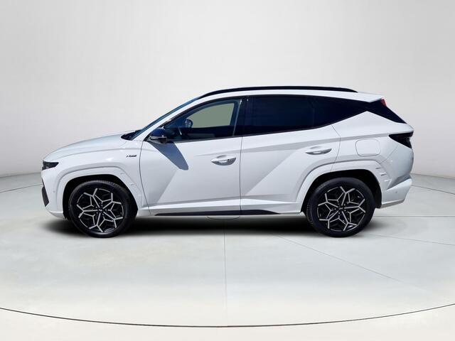 Hyundai TUCSON 1.6 T-GDI HEV N Line Sky | Rijklaarprijs! | Panoramadak | 1.650kg trekgewicht | 360 Camera | Elektrisch verstelbare, verwarmde en verkoelde stoelen |
