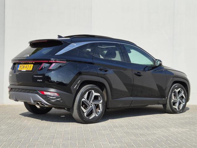 Hyundai TUCSON 1.6 T-GDI PHEV Comfort Smart Sky 4WD / Dealeronderhouden / Fabrieksgarantie tot 06-2027 / Glazen schuif- en kanteldak / Stuur- & Stoelverwarming / Trekgewicht 1350 kg / Adaptief cruise control / Achteruitrijcamera / Krell Audio Systeem /