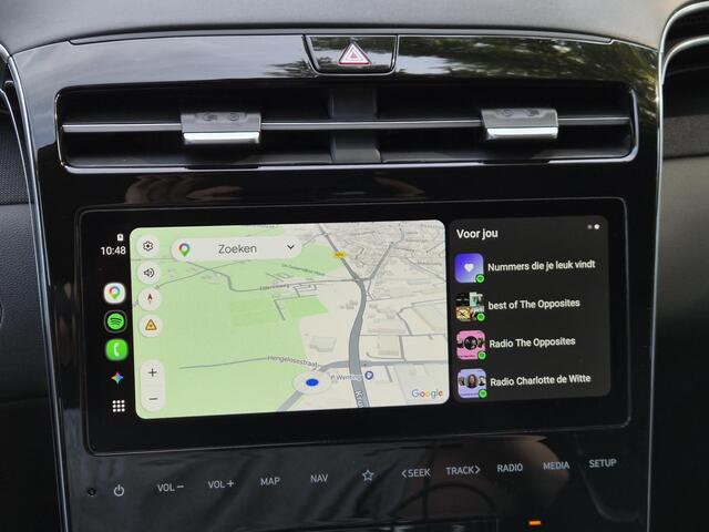 Hyundai TUCSON 1.6 T-GDI PHEV Premium 4WD / Fabrieksgarantie tot 11-2028 / Dealer onderhouden / Trekgewicht 1350 kg / Rondomzicht camera / Stuur- Stoel & Achterbank verwarming / Adaptief cruise control / Stoelventilatie / Elektrische achterklep /