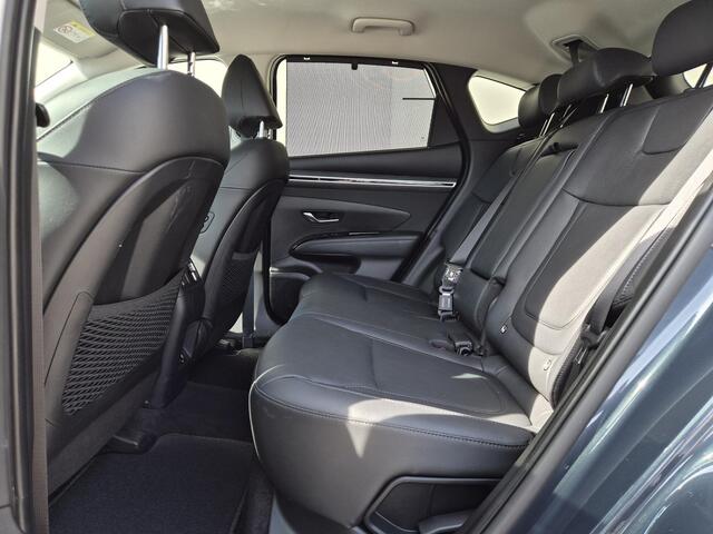 Hyundai TUCSON 1.6 T-GDI PHEV Premium 4WD / Fabrieksgarantie tot 11-2028 / Dealer onderhouden / Trekgewicht 1350 kg / Rondomzicht camera / Stuur- Stoel & Achterbank verwarming / Adaptief cruise control / Stoelventilatie / Elektrische achterklep /