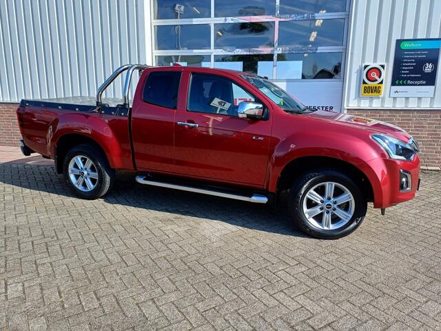 Isuzu D-MAX Extended Cab LS Automaat 3,5 T trekvermogen Clima Navi 110.000 K