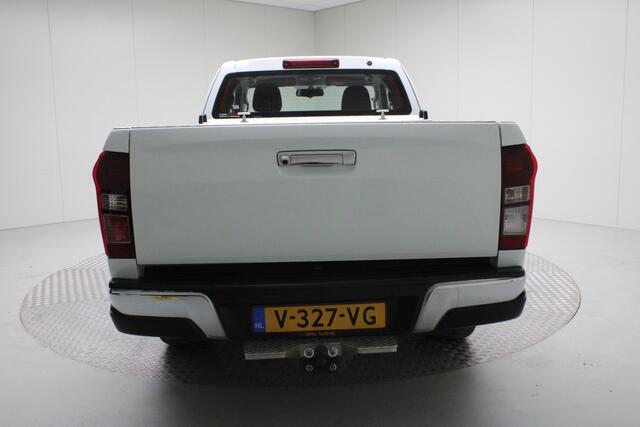 Isuzu D-MAX 1.9 Extended Cab X-Country 4x4 | euro 6 | trekgewicht 3500kg | automaat | trekhaak | climate control | cruise control | elektr. spiegels , inklapbaar
