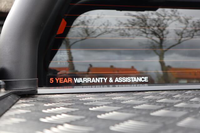 Isuzu D-MAX V-CROSS Elektrisch 4WD Extended Cab | OP VOORRAAD | All-in prijs | Nieuw | Automaat | Trekhaak | 5 Jaar garantie | 3500 kg
