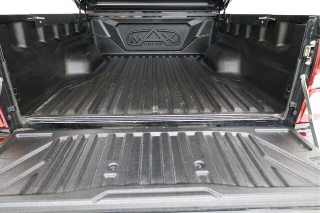 Isuzu D-MAX 1.9 Extended Cab LSX Lederen bekleding, Road Ranger bullbar, Adaptive cruise, Stoelverwarming, Camera, Navigatie, Side steps Prijs is exclusief btw!