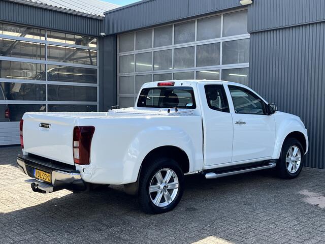Isuzu D-MAX 1.9 Extended Cab X-Country 164PK 3500kg trekgwicht Airco Cruise controle Pick-up p-up Euro 6 Vierwielaandrijving Openlaadbak Gereedschapskist Camera Bpm vrij!!