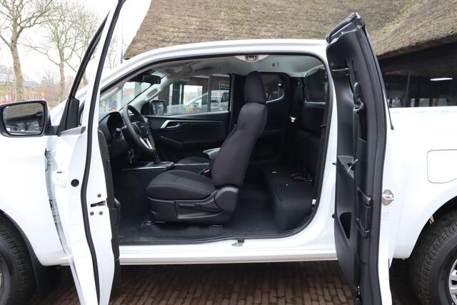 Isuzu D-MAX 4WD Extended Cab LS | BPM VRIJ | Nieuw | Automaat | All-in prijs | Apple Carplay