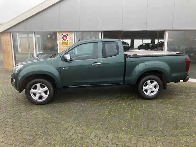 Isuzu D-MAX 2.5 Extended Cab LS