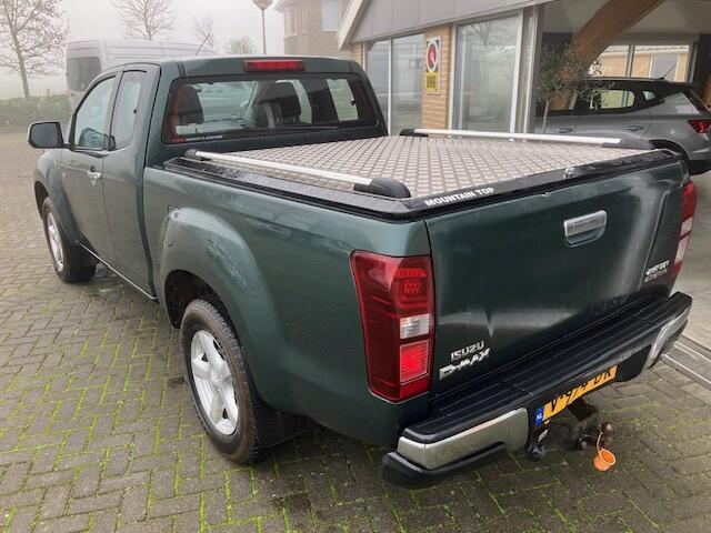 Isuzu D-MAX 2.5 Extended Cab LS
