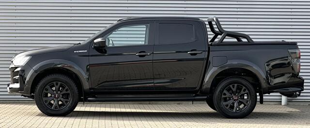 Isuzu D-MAX D-MAX V-Cross AT 4x4 Grijs kenteken 2zitpl.