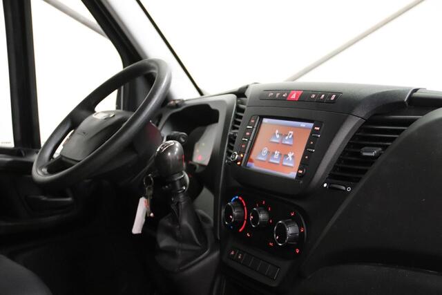 Iveco DAILY 35S16V 2.3 L2H2 160 PK 3500 KG TREKVERMOGEN EURO 6