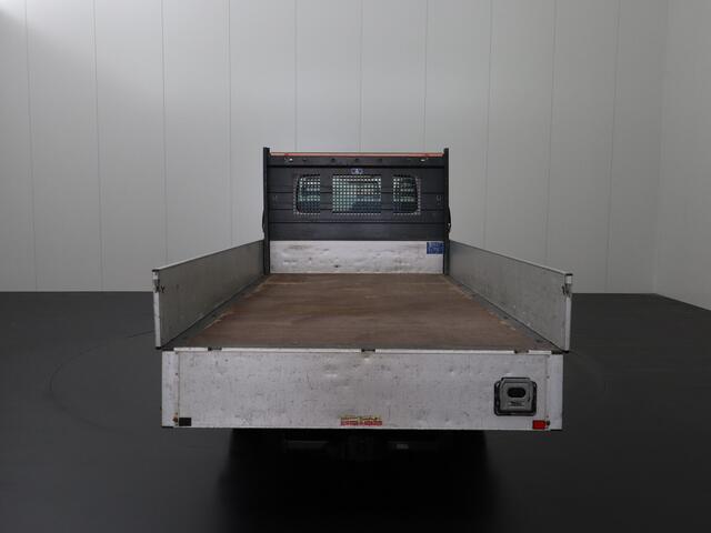 Iveco DAILY 35S14 Hi-Matic Automaat Open Laadbak 4,40 Meter | 3500Kg Trekhaak | Airco | Cruise | 3-Persoons