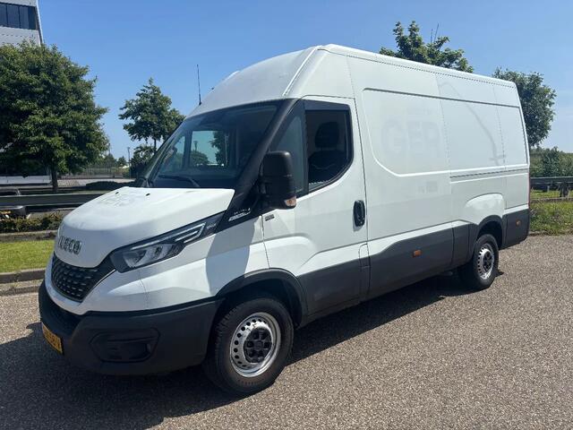 Iveco DAILY 35S16 L3H2 Automaat Airco Cruisecontrol Trekhaak EURO 6