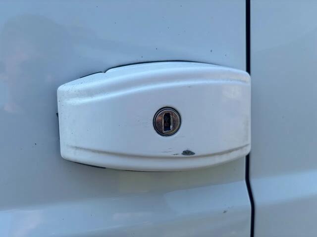 Iveco DAILY 35S16 L3H2 Automaat Airco Cruisecontrol Trekhaak EURO 6