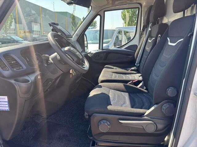 Iveco DAILY 35S14 l2h1 automaat airco 140000km euro 6 3500kg trekhaak