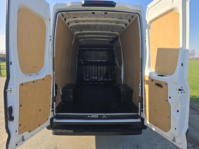 Iveco DAILY 35S14V 2.3 352L H2 L2L H2 - 140 Pk - Euro 6 - Climate Control - Cruise Control