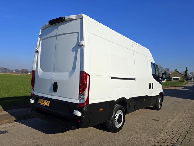 Iveco DAILY 35S14V 2.3 352L H2 L2L H2 - 140 Pk - Euro 6 - Climate Control - Cruise Control