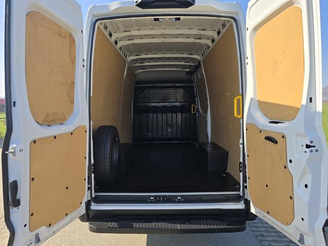 Iveco DAILY 35S14V 2.3 352L H2 L2L H2 - 140 Pk - Euro 6 - Airco - Cruise Control