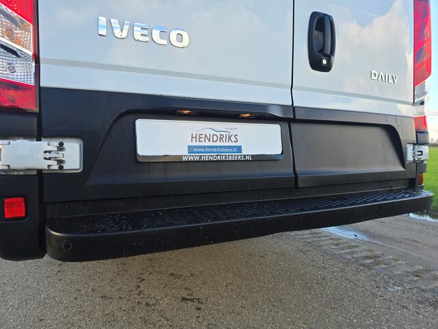 Iveco DAILY 35S16V 2.3 410 H2 L3 H2 - 160 Pk - Euro 6 - ParkeerCamera - Airco - Cruise Control
