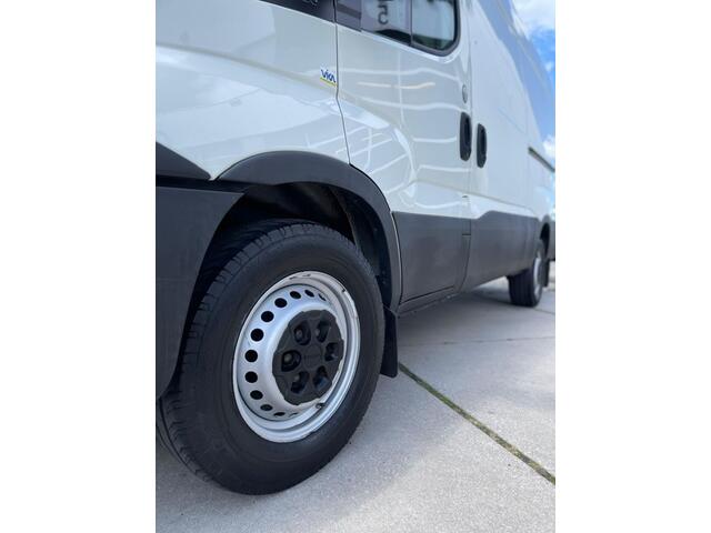 Iveco DAILY 35S16V 2.3 liter motor 3520L/H2